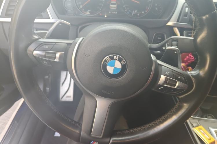 Used BMW 3 Series 2018 330i M Sport Night Edition Steering Wheel