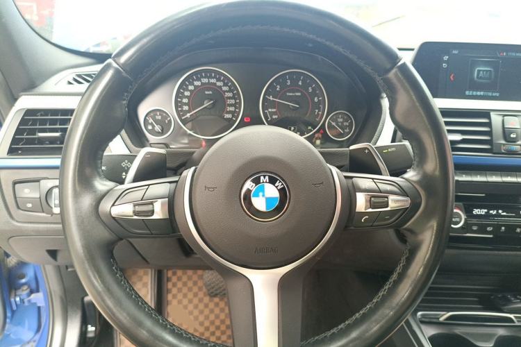 Used BMW 3 Series 2018 320i M Sport Package Steering Wheel