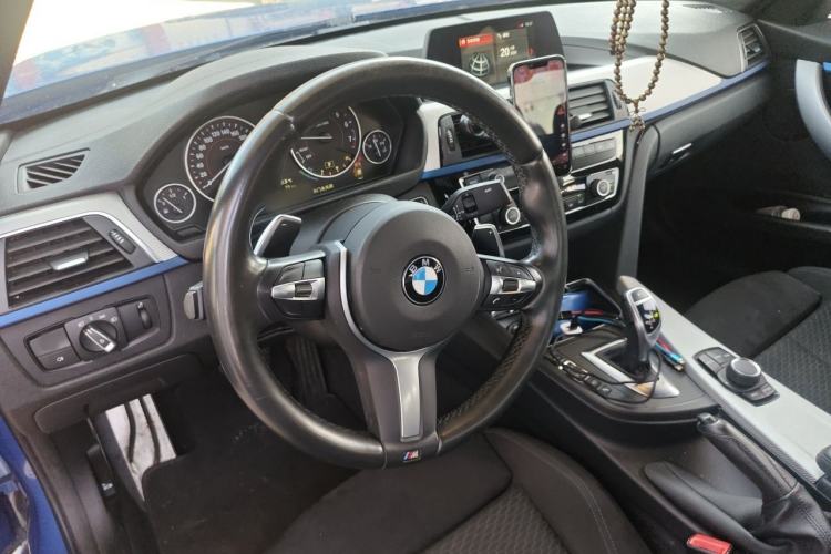 Used BMW 3 Series 2018 320i M Sport Package Steering Wheel