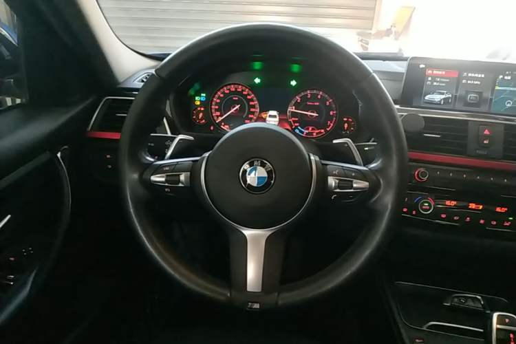 Used BMW 3 Series 2018 320Li Leading Model M Sport Package Steering Wheel