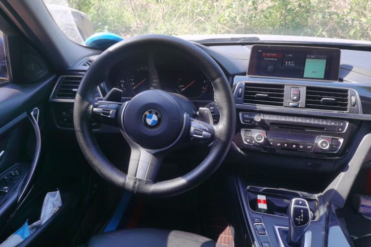 Used BMW 3 Series 2018 320Li Leading Model M Sport Package Steering Wheel