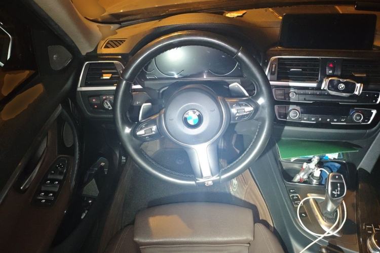 Used BMW 3 Series 2018 320Li M Sport Night Edition Steering Wheel
