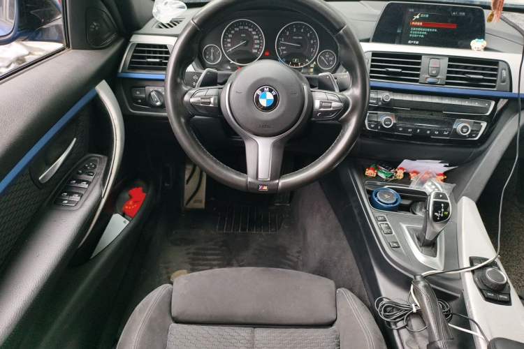Used BMW 3 Series 2018 320i M Sport Package Steering Wheel