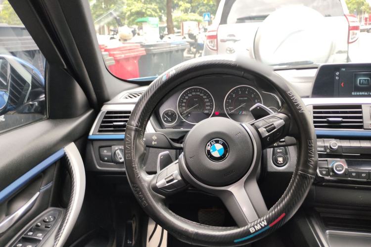 Used BMW 3 Series 2018 320Li M Sport Night Edition Steering Wheel