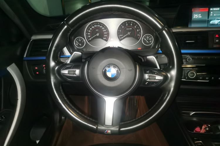 Used BMW 3 Series 2018 320i M Sport Package Steering Wheel