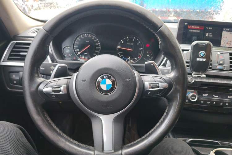 Used BMW 3 Series 2018 320Li Leading Model M Sport Package Steering Wheel