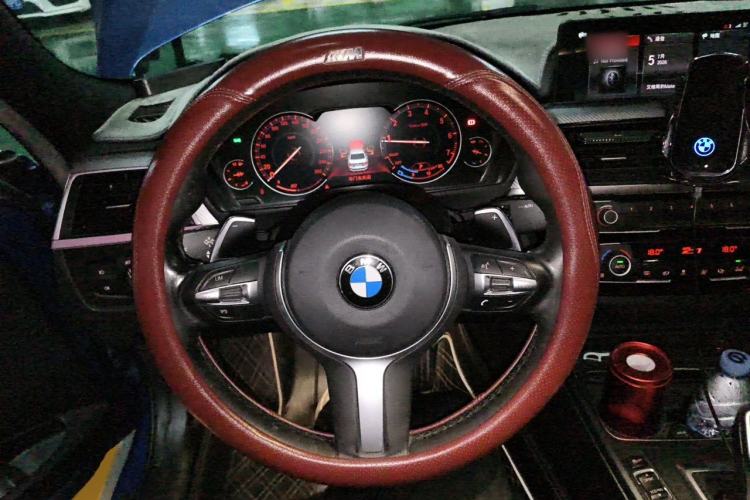 Used BMW 3 Series 2018 320i M Sport Night Edition Steering Wheel