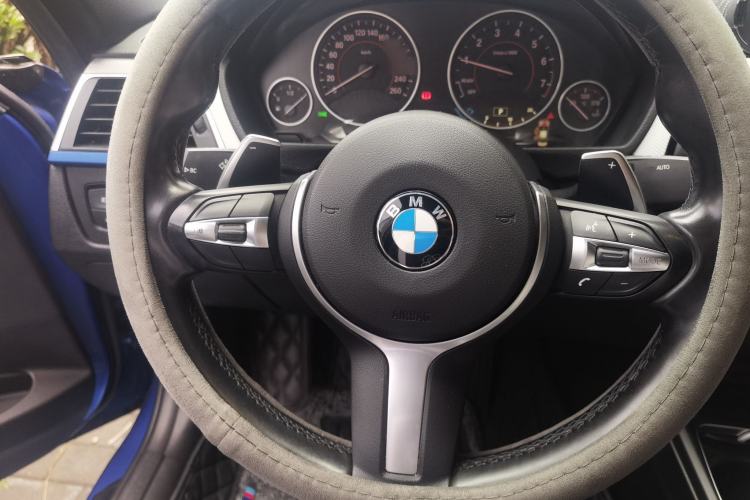 Used BMW 3 Series 2018 320i M Sport Package Steering Wheel