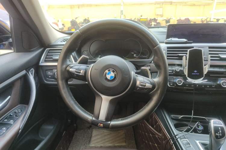 Used BMW 3 Series 2018 320Li Leading Model M Sport Package Steering Wheel