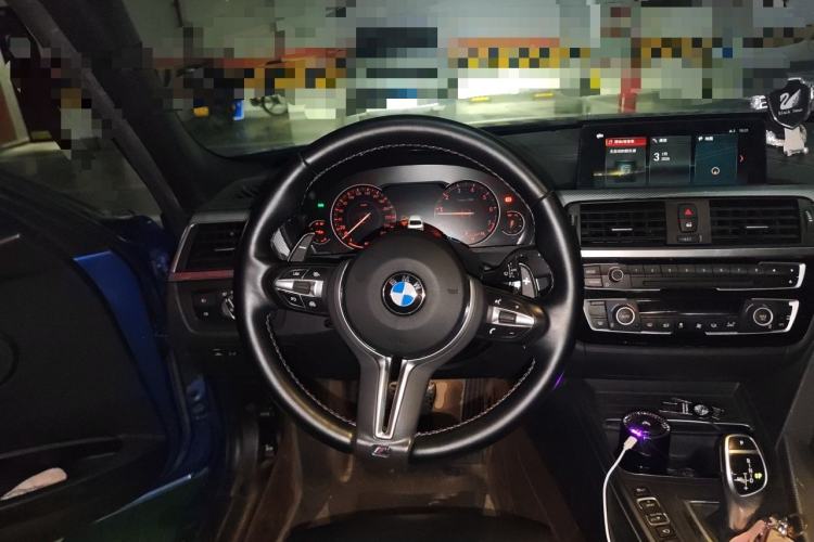 Used BMW 3 Series 2018 320i M Sport Night Edition Steering Wheel