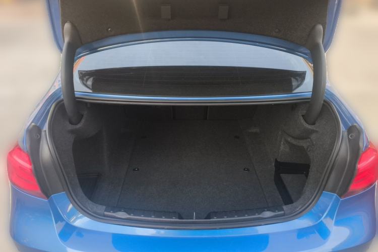Used BMW 3 Series 2018 320Li M Sport Night Edition Trunk