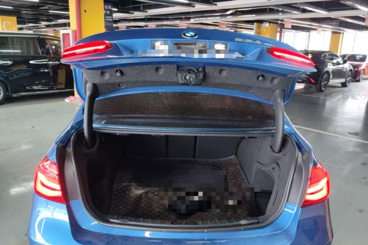 Used BMW 3 Series 2018 320Li Leading Model M Sport Package Trunk