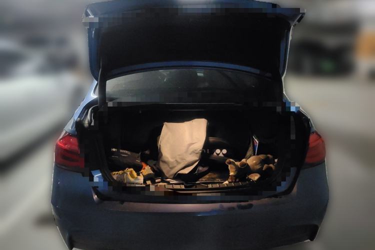 Used BMW 3 Series 2018 320i M Sport Night Edition Trunk