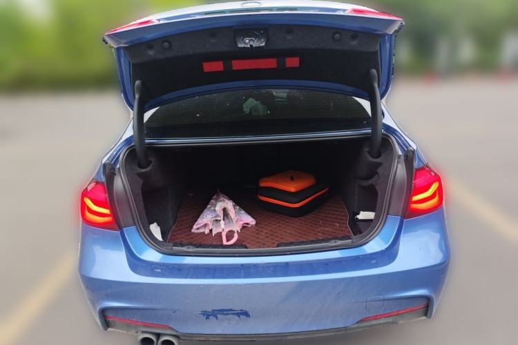 Used BMW 3 Series 2018 320Li M Sport Night Edition Trunk