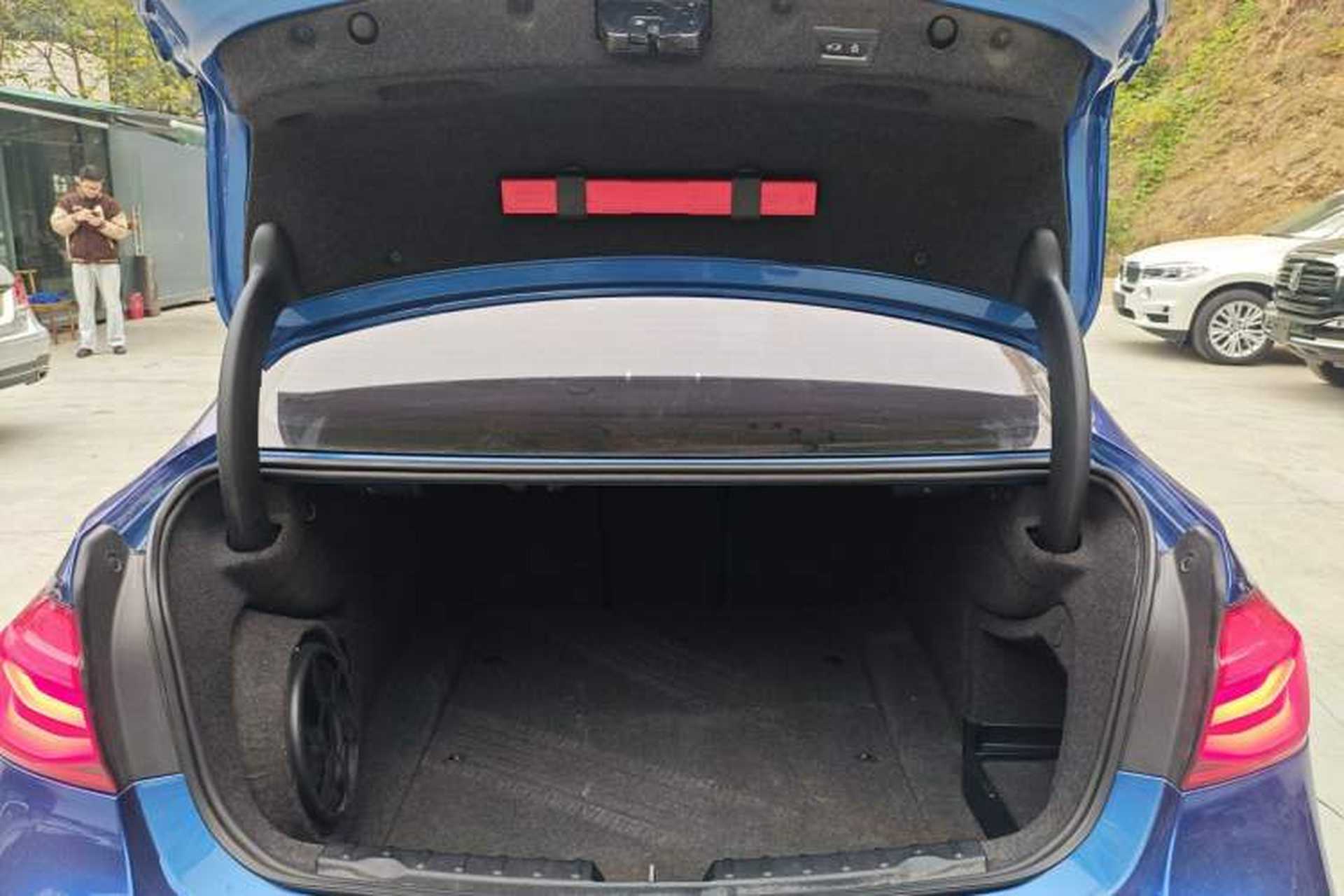 Used BMW 3 Series 2018 320Li Leading Model M Sport Package Trunk