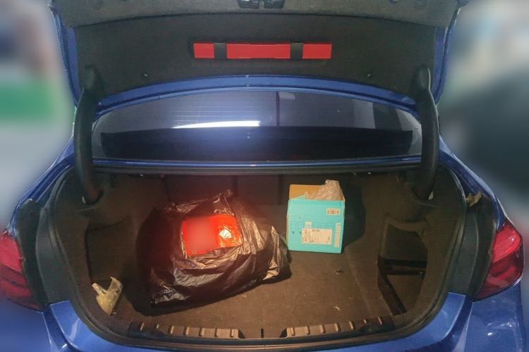 Used BMW 3 Series 2018 320i M Sport Package Trunk