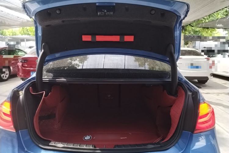 Used BMW 3 Series 2018 320Li Leading Model M Sport Package Trunk
