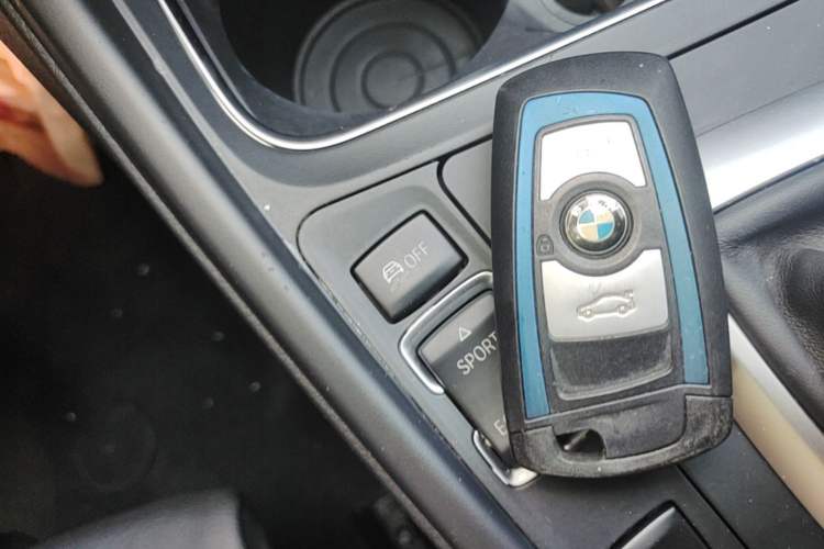 Used BMW 3 Series 2018 320Li Leading Model M Sport Package Vehicle Key