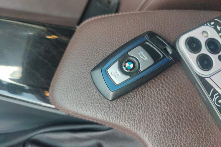 Used BMW 3 Series 2018 330Li M Sport Shadow Edition Vehicle Key