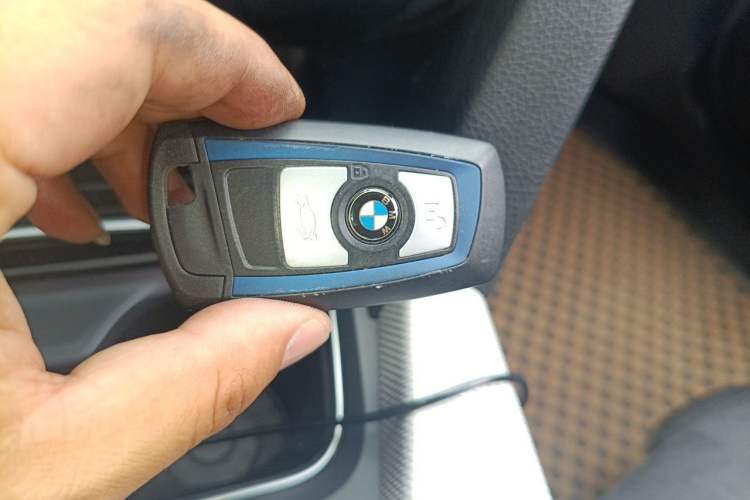 Used BMW 3 Series 2018 320i M Sport Package Vehicle Key