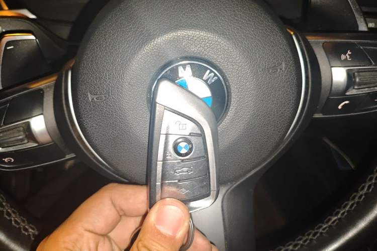 Used BMW 3 Series 2018 320Li M Sport Night Edition Vehicle Key