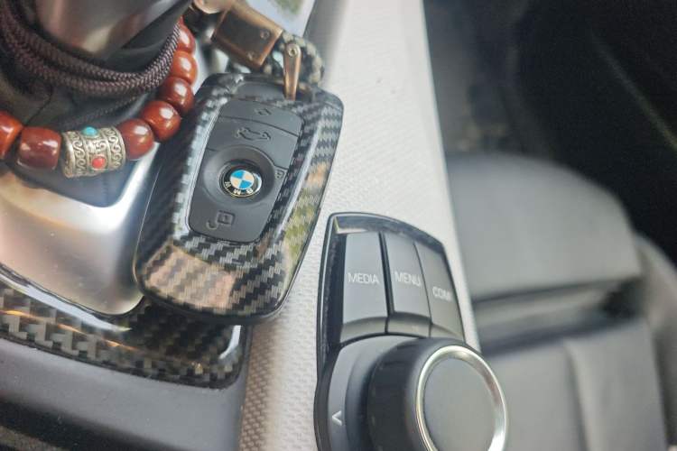 Used BMW 3 Series 2018 320i M Sport Package Vehicle Key