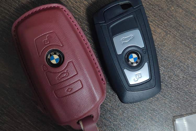 Used BMW 3 Series 2018 320i M Sport Package Vehicle Key