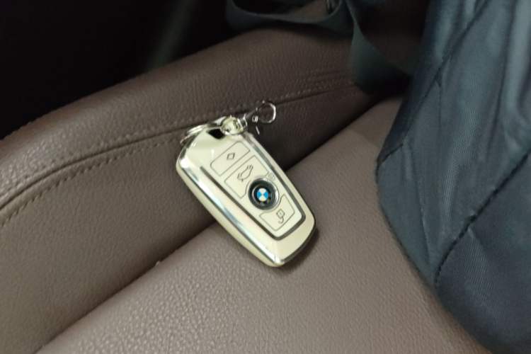 Used BMW 3 Series 2018 320Li Leading Model M Sport Package Vehicle Key