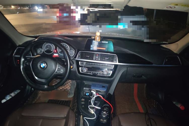 Used BMW 3 Series 2018 320Li xDrive Fashion Model Center Console