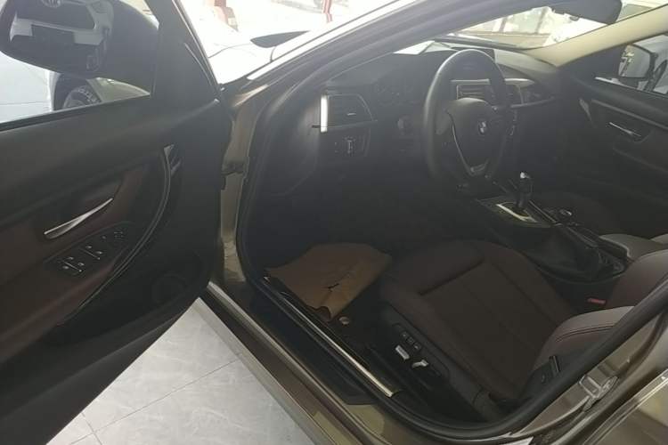Used BMW 3 Series 2018 320Li Fashion Model Driver Seat