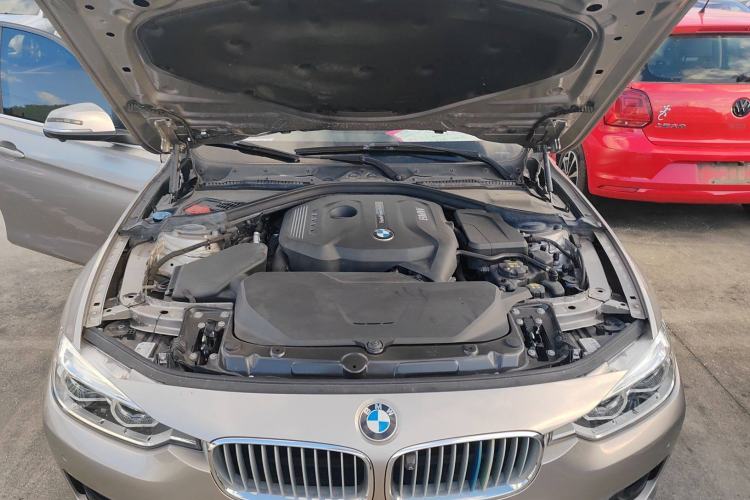 Used BMW 3 Series 2018 320Li Fashion Model Engine Bay