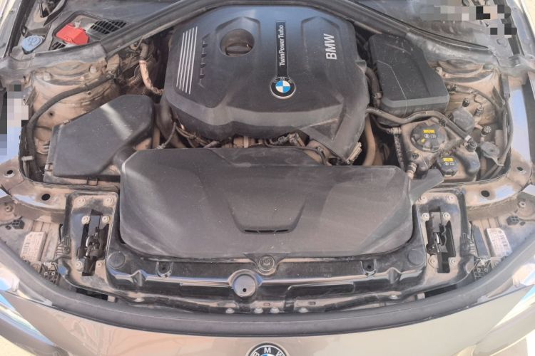 Used BMW 3 Series 2018 320Li Fashion Model Engine Bay
