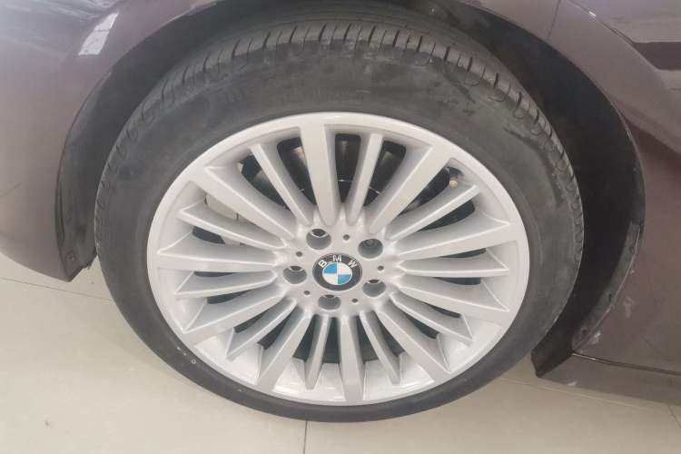 Used BMW 3 Series 2018 320Li Fashion Model Exterior 2