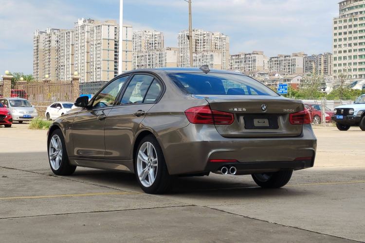 Used BMW 3 Series 2018 320i M Sport Package Exterior 6