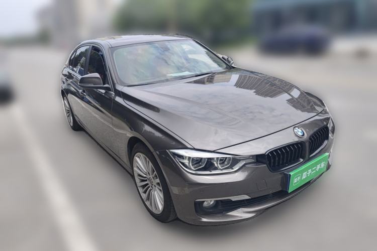 Used BMW 3 Series 2018 320Li Fashion Model Front Right 45 Deg