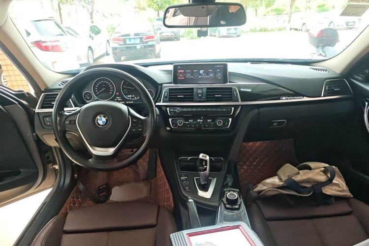 Used BMW 3 Series 2018 320Li Fashion Model Interior 1