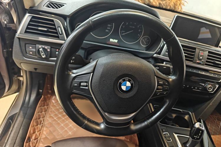 Used BMW 3 Series 2018 320Li Fashion Model Interior 2