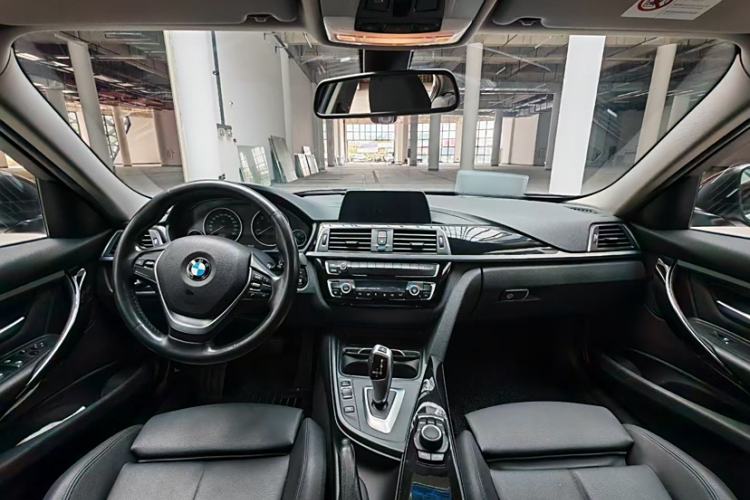 Used BMW 3 Series 2018 320Li Fashion Model Interior 2