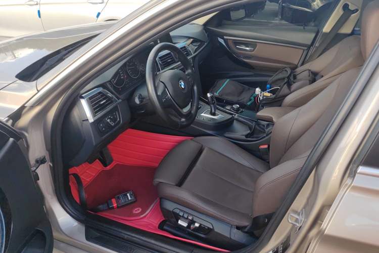 Used BMW 3 Series 2018 320Li Fashion Model Interior 3