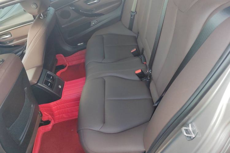 Used BMW 3 Series 2018 320Li Fashion Model Interior 4