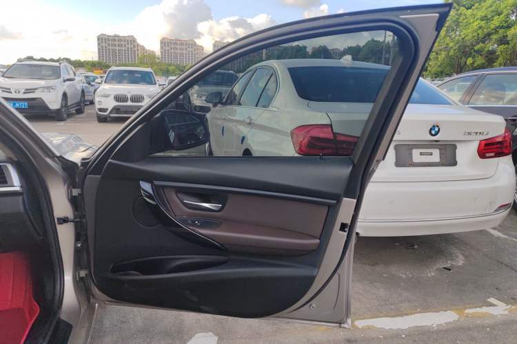 Used BMW 3 Series 2018 320Li Fashion Model Interior 5