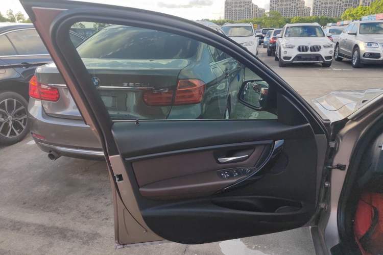 Used BMW 3 Series 2018 320Li Fashion Model Interior 7