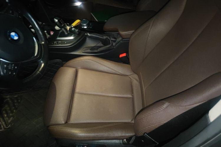 Used BMW 3 Series 2018 320Li Fashion Model Left Front Seat