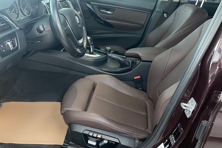 Used BMW 3 Series 2018 320Li Fashion Model Left Front Seat