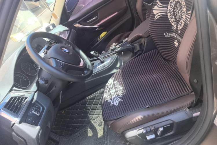 Used BMW 3 Series 2018 320Li Fashion Model Left Front Seat