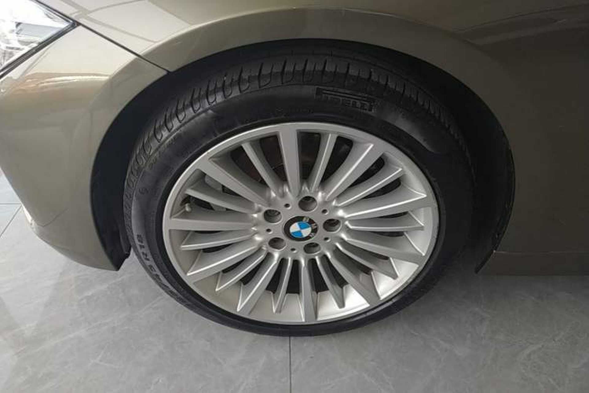 Used BMW 3 Series 2018 320Li Fashion Model Left Front Wheel Hub