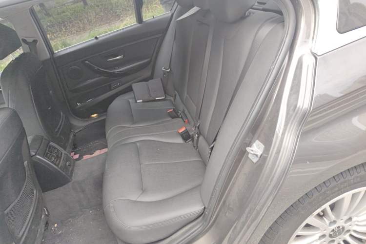 Used BMW 3 Series 2018 320Li Fashion Model Left Rear Seat