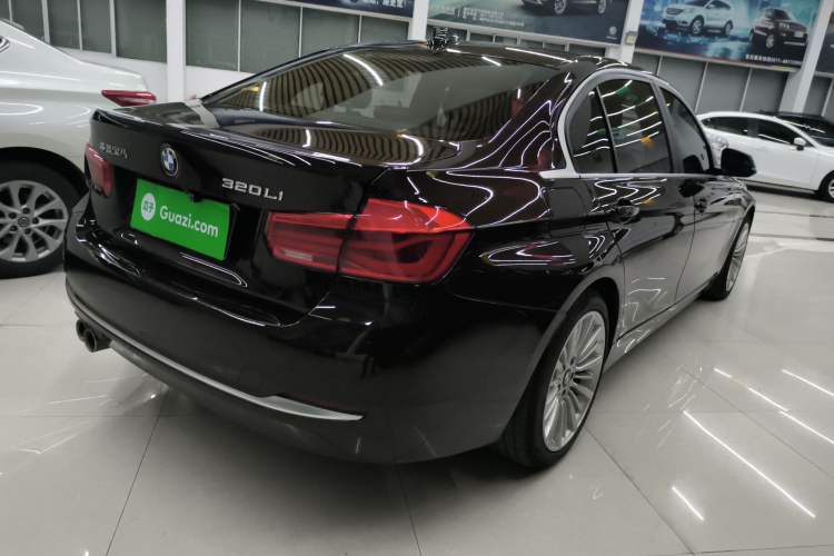 Used BMW 3 Series 2018 320Li Fashion Model Rear Right 45 Deg