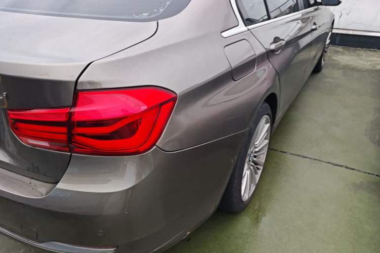 Used BMW 3 Series 2018 320Li Fashion Model Right Rear Taillight
