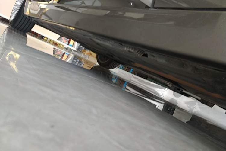 Used BMW 3 Series 2018 320Li Fashion Model Right Side Sill
